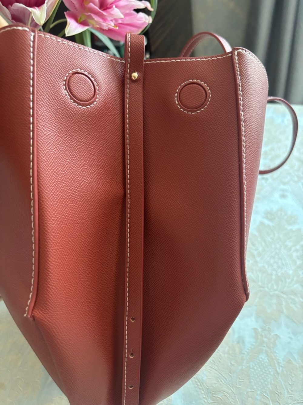 Large Pole’ne Leather Tote Bag in Cognac brown - Picture 3 of 8